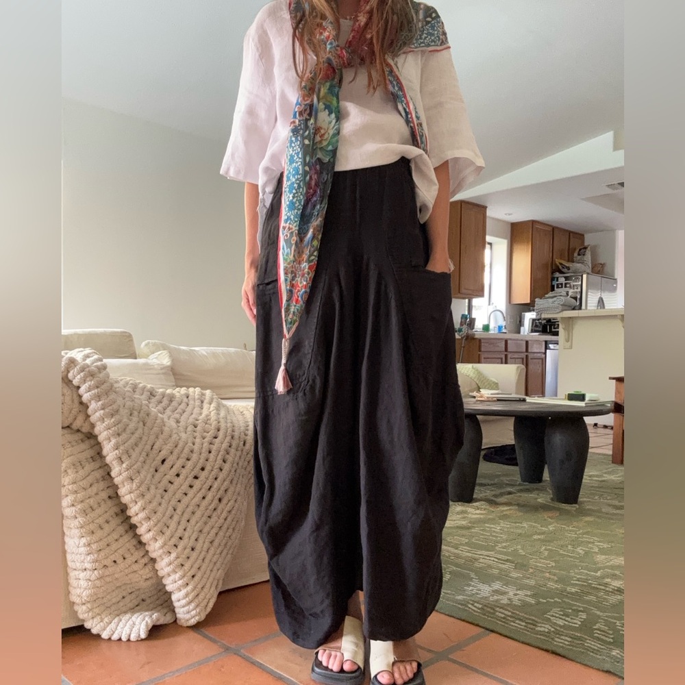 100% black linen parachute/balloon pants Completo Lino by Athurio L